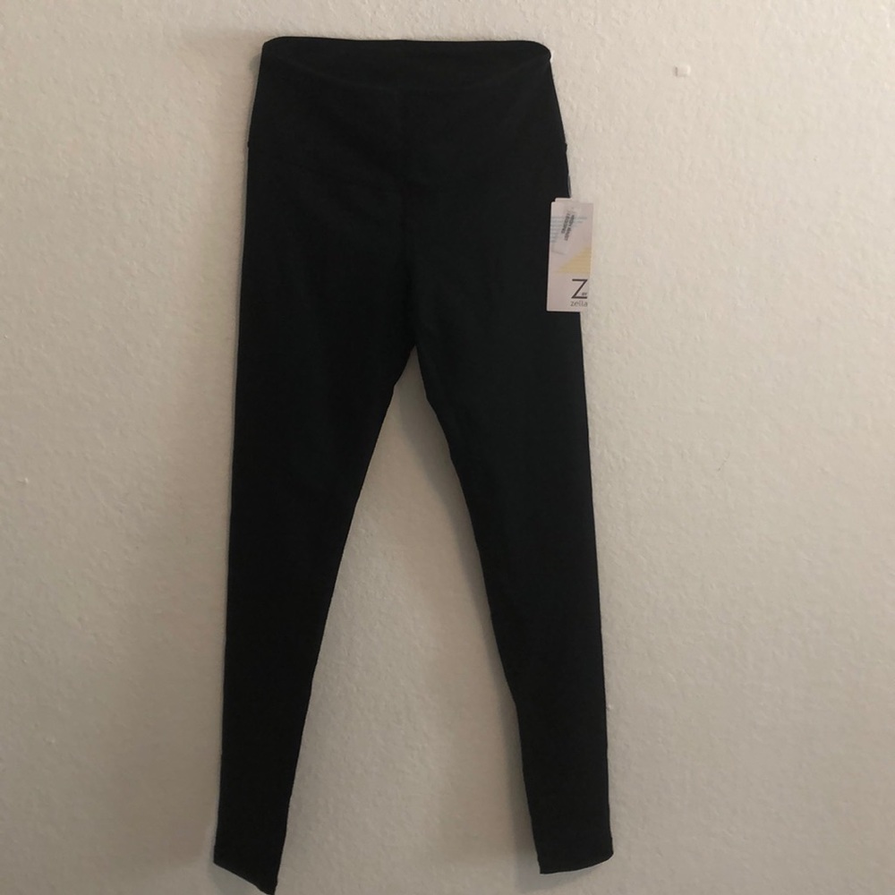 Black leggings